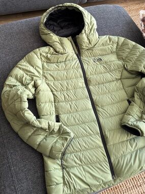 Mountain Hardware Down Jacket